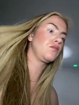 Charleigh xx online show from May 2026 09:13:01 PM
