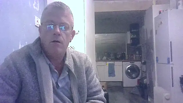 hefin18 online show from November 2025 11:14:01 PM