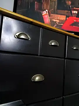 Volcaniiia online show from April 2026 09:37:01 PM