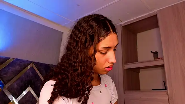 Snapshot of candice777 chatting on February 2026 01:17:01 PM candice777 online show from February 2026 01:17:01 PM