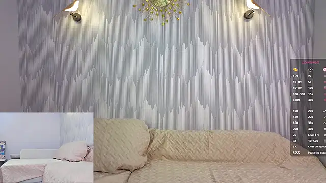 Snapshot of KeeleyBuoy chatting on October 2025 01:06:01 AM KeeleyBuoy online show from October 2025 01:06:01 AM