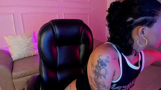 aitana kahlo online show from January 2026 07:52:02 PM