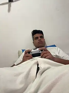 Noam7080z online show from April 2026 01:41:01 PM