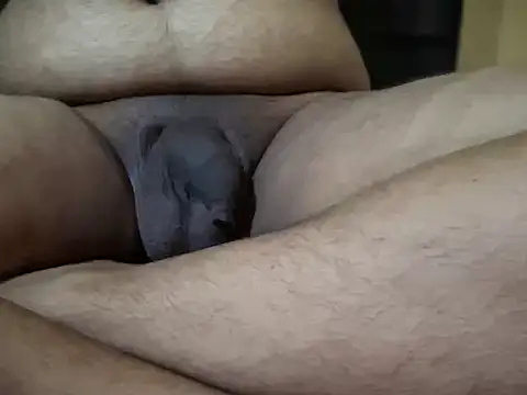 Snapshot of yourchubbyboy chatting on October 2025 10:49:02 PM yourchubbyboy online show from October 2025 10:49:02 PM