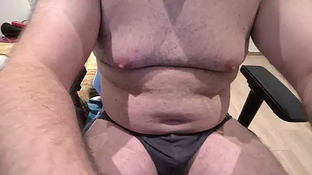 fabi0xx2 online show from June 2026 01:39:02 PM
