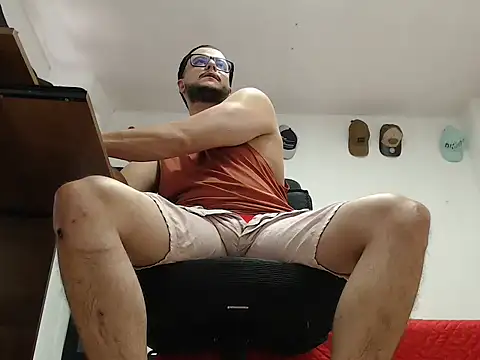 Snapshot of cloudsxxx chatting on February 2026 05:47:02 PM cloudsxxx online show from February 2026 05:47:02 PM