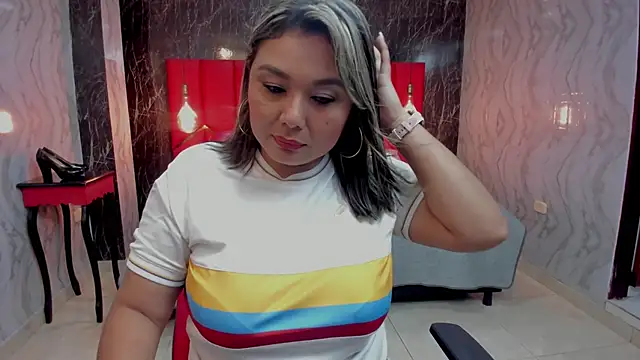 LatinaHoleQueen online show from June 2026 03:17:02 PM