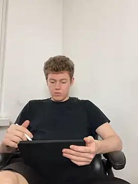 Snapshot of bob_marlu chatting on December 2025 10:00:01 AM bob marlu online show from December 2025 10:00:01 AM