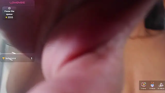 Snapshot of adarosex chatting on December 2025 11:32:01 PM adarosex online show from December 2025 11:32:01 PM