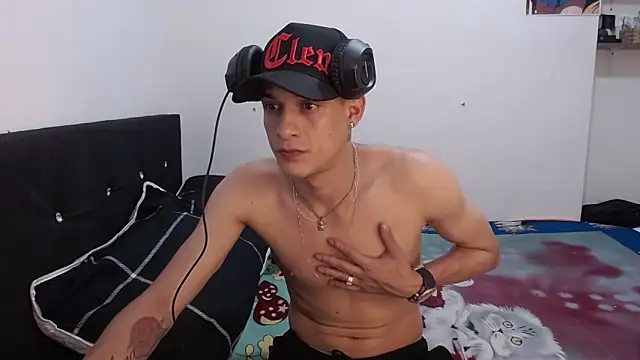 Ethanho0t online show from December 2025 09:38:01 AM