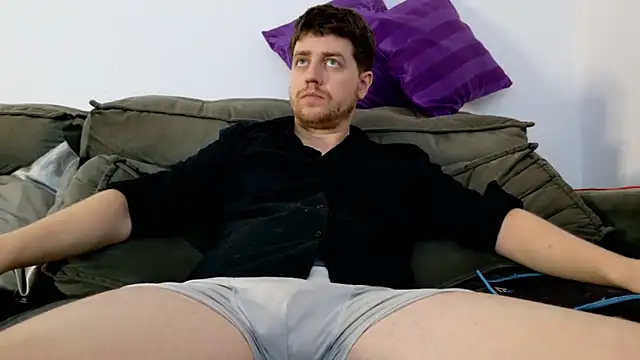 aaron nvk online show from October 2025 09:15:01 PM