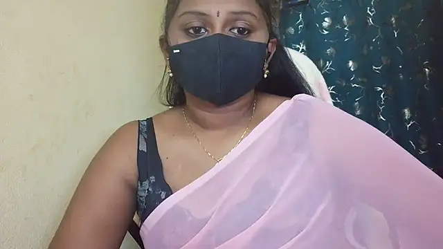 Snapshot of Pavani-Sexy chatting on June 2026 05:51:01 PM Pavani-Sexy online show from June 2026 05:51:01 PM