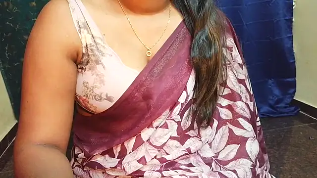 Snapshot of Pavani-Sexy chatting on June 2026 01:53:02 PM Pavani-Sexy online show from June 2026 01:53:02 PM