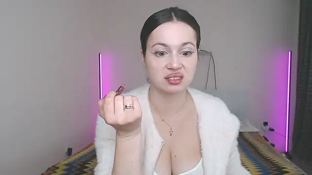 Snapshot of lustxSALLY chatting on July 2026 06:17:01 AM lustxSALLY online show from July 2026 06:17:01 AM