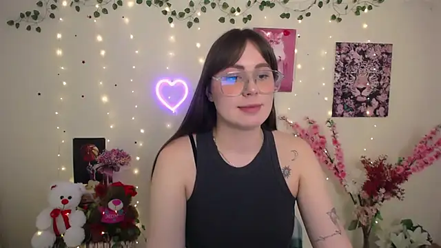 Amanda Bright  online show from May 2026 10:33:01 AM