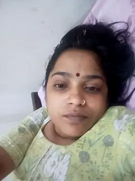 Snapshot of Trisha_71 chatting on September 2025 06:51:01 PM Trisha 71 online show from September 2025 06:51:01 PM