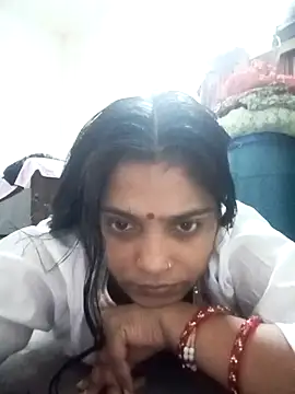 Snapshot of Trisha_71 chatting on October 2025 04:48:02 PM Trisha 71 online show from October 2025 04:48:02 PM