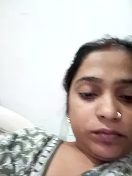 Snapshot of Trisha_71 chatting on October 2025 06:07:02 PM Trisha 71 online show from October 2025 06:07:02 PM