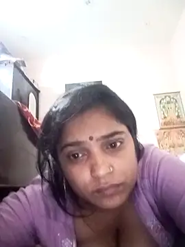 Snapshot of Trisha_71 chatting on October 2025 05:48:02 PM Trisha 71 online show from October 2025 05:48:02 PM