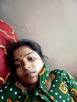 Snapshot of Trisha_71 chatting on November 2025 04:31:02 PM Trisha 71 online show from November 2025 04:31:02 PM