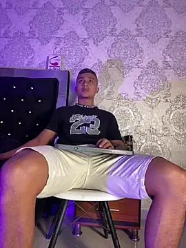 ThiagoBlaze online show from February 2026 12:26:01 PM