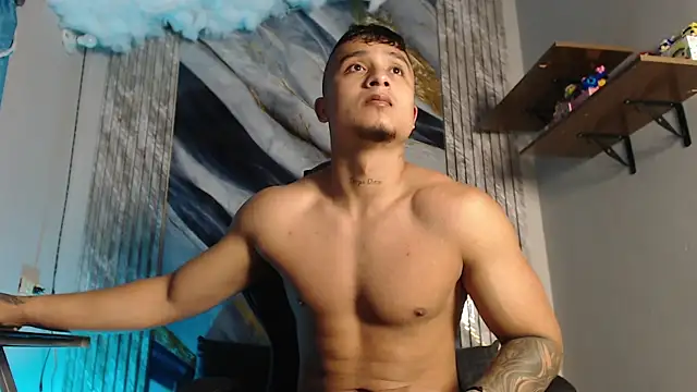 ThiagoBlaze online show from July 2026 01:07:02 AM