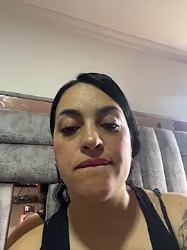 Snapshot of karolNails chatting on March 2026 07:42:01 PM karolNails online show from March 2026 07:42:01 PM