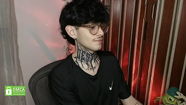 Mihail leroy online show from January 2026 03:31:01 AM