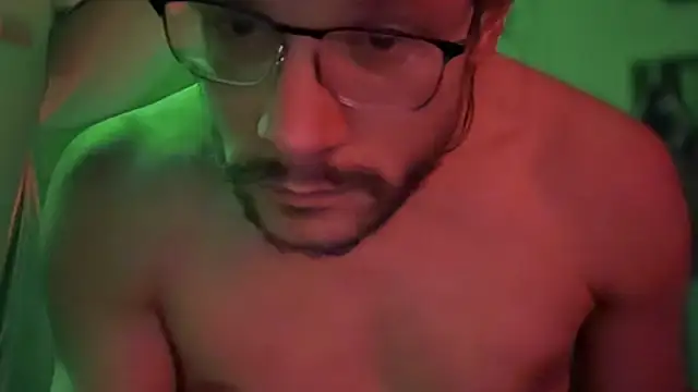 Snapshot of MasterDaddyCool chatting on January 2026 07:01:02 AM MasterDaddyCool online show from January 2026 07:01:02 AM