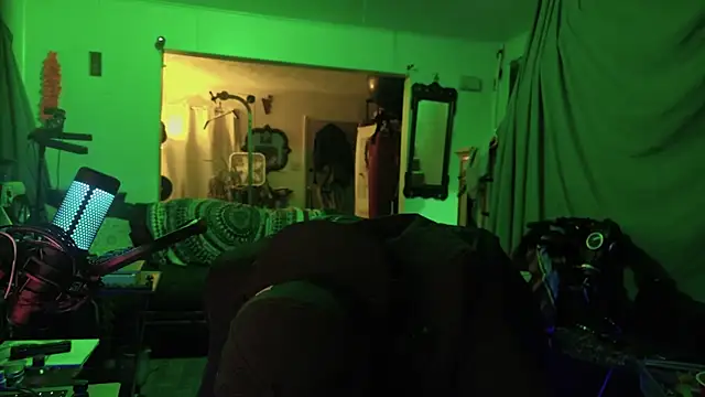 Snapshot of MasterDaddyCool chatting on February 2026 05:16:02 AM MasterDaddyCool online show from February 2026 05:16:02 AM