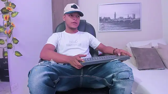 Ricky Owens1 online show from November 2025 09:03:01 PM