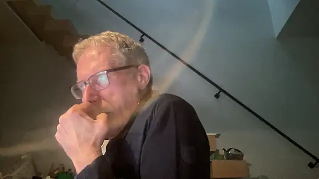 choupipat1 online show from November 2025 03:56:01 PM