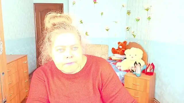 Audrey Aura online show from October 2025 05:27:01 AM