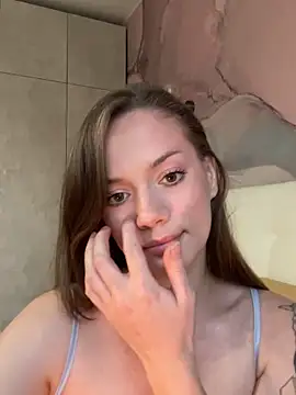 Rosie Holmes  online show from September 2025 02:39:02 PM