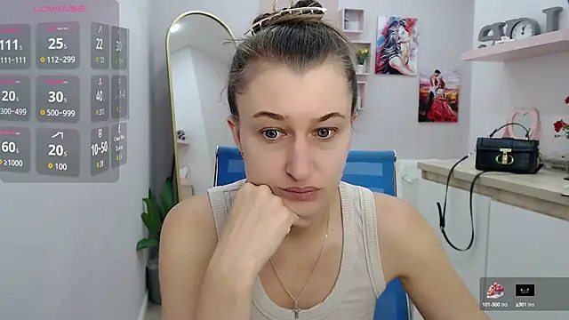 Snapshot of muriel_elvin chatting on September 2025 08:47:02 AM muriel elvin online show from September 2025 08:47:02 AM