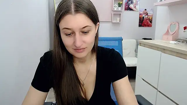 Snapshot of muriel_elvin chatting on September 2025 10:15:02 AM muriel elvin online show from September 2025 10:15:02 AM