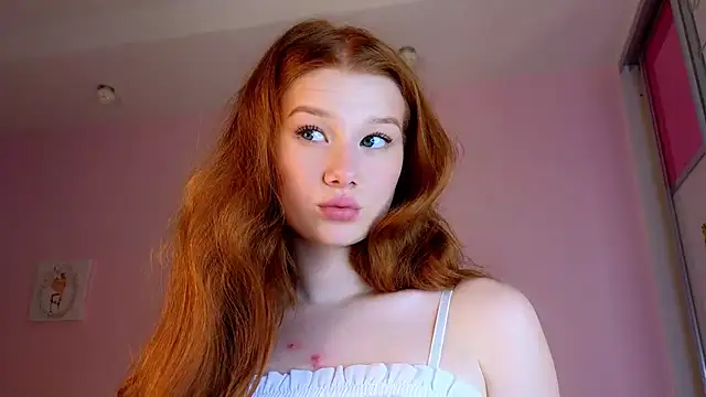Snapshot of Juuulia_ chatting on July 2026 01:04:02 PM Juuulia online show from July 2026 01:04:02 PM