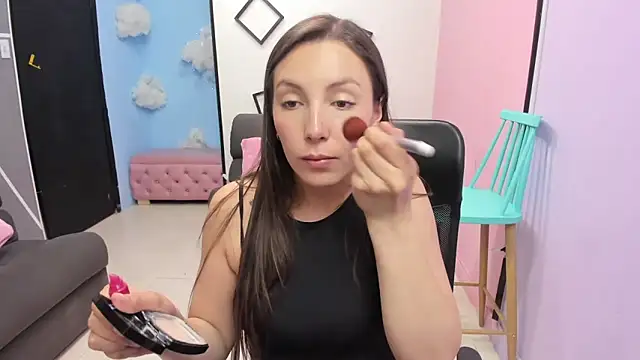 Snapshot of paula_miler1 chatting on November 2025 01:43:02 PM paula miler1 online show from November 2025 01:43:02 PM