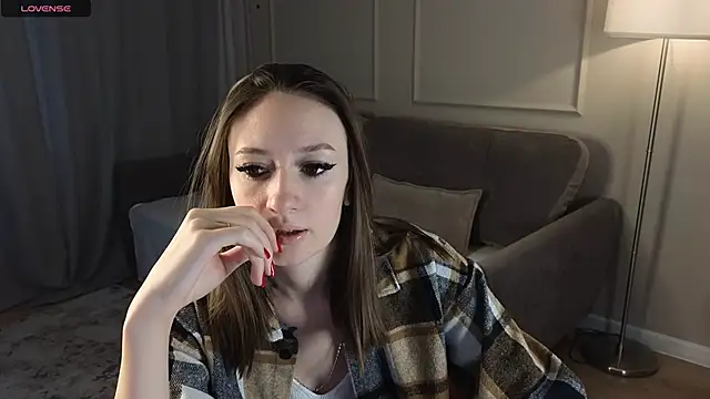 cutienaughtygirl online show from November 2025 08:25:02 AM