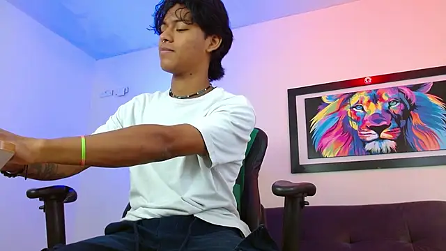 dreyk20 online show from December 2025 02:11:01 PM