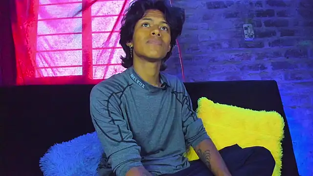 dreyk20 online show from March 2026 10:14:02 PM