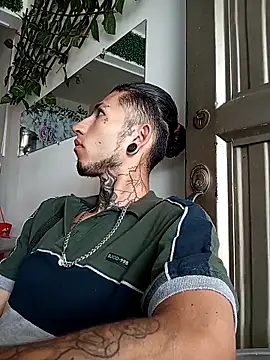 Tattoboy19cm online show from May 2026 03:28:02 PM