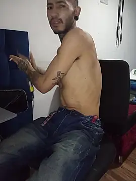 Tattoboy19cm online show from July 2026 11:18:02 PM