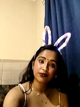 cute indianxo online show from April 2026 05:52:02 PM