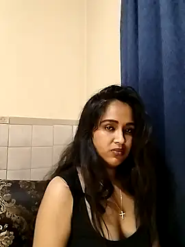 cute indianxo online show from May 2026 10:29:01 PM