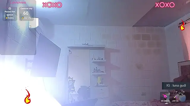 Snapshot of lunagudis chatting on December 2025 12:09:01 PM lunagudis online show from December 2025 12:09:01 PM