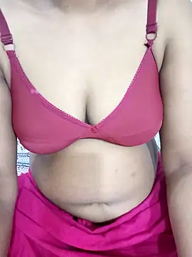 Snapshot of tissa12 chatting on September 2025 05:46:01 PM tissa12 online show from September 2025 05:46:01 PM