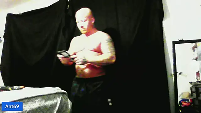 AntMeich6969 online show from September 2025 11:54:01 PM