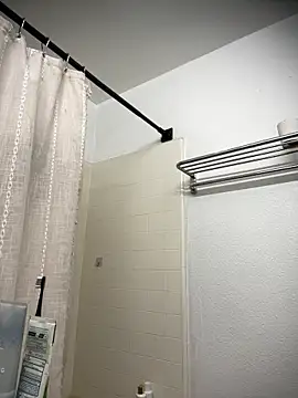 MrsSizzle online show from October 2025 12:46:01 PM