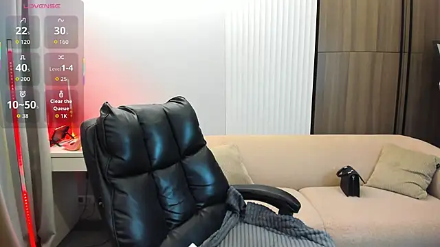 Snapshot of _Shy_Jenny_ chatting on October 2025 01:06:02 AM Shy Jenny online show from October 2025 01:06:02 AM